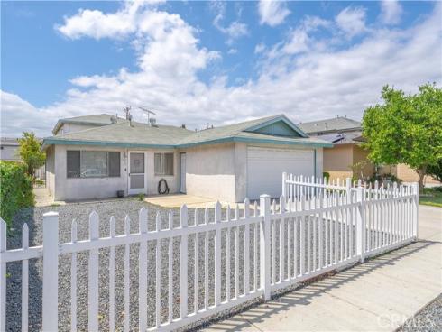 10921 Walnut