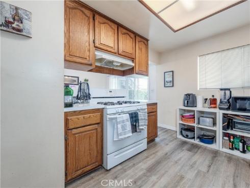 10921 Walnut , Los Alamitos, CA