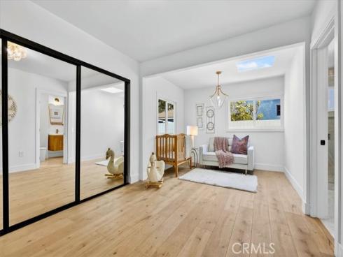 11131  Ticonderoga  , Los Alamitos, CA