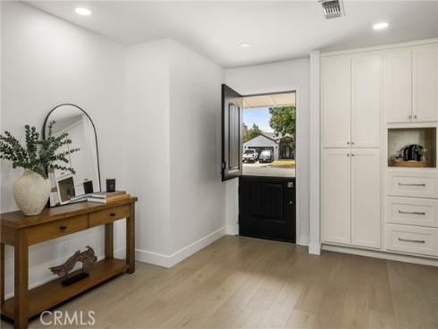 3721 La Colmena Way, Los Alamitos, CA