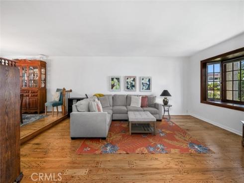 3902  Toland  , Los Alamitos, CA