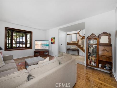 3902  Toland  , Los Alamitos, CA