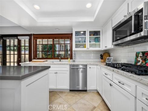 3902  Toland  , Los Alamitos, CA