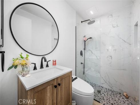 3902  Toland  , Los Alamitos, CA