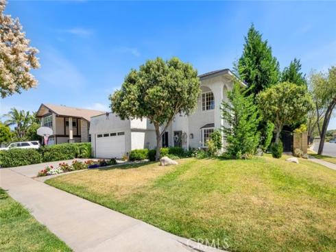 3902  Toland  , Los Alamitos, CA