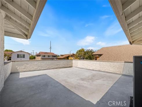 3902  Toland  , Los Alamitos, CA