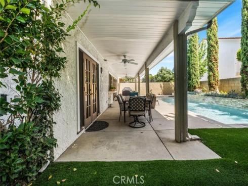 3902  Toland  , Los Alamitos, CA