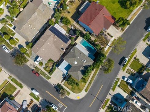 3902  Toland  , Los Alamitos, CA