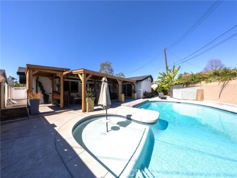 12746 Martha Ann , Los Alamitos, CA