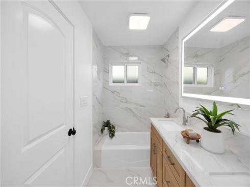 12151 Reagan , Los Alamitos, CA