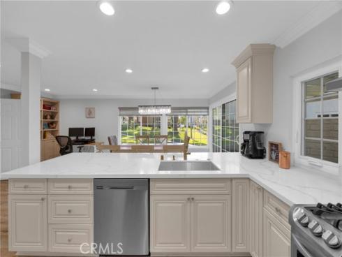 12341 Glacier , Los Alamitos, CA