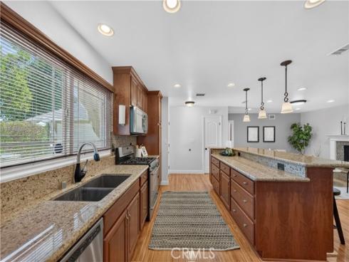 11331 Reagan , Los Alamitos, CA