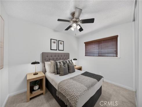 11331 Reagan , Los Alamitos, CA