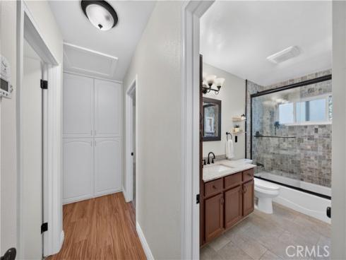 11331 Reagan , Los Alamitos, CA