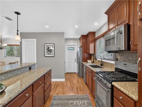 11331 Reagan , Los Alamitos, CA