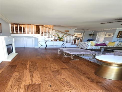 3342  Bradbury  18 , Los Alamitos, CA