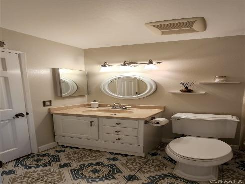 3342  Bradbury  18 , Los Alamitos, CA