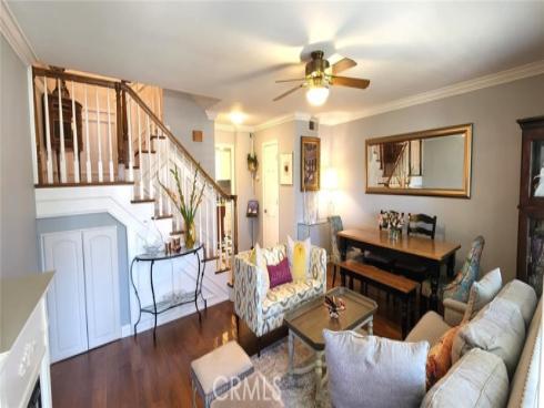 3342  Bradbury  18 , Los Alamitos, CA
