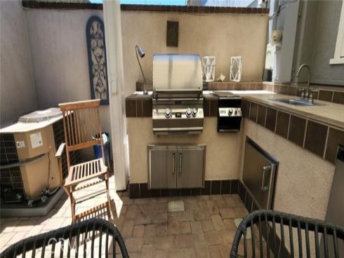 3342  Bradbury  18 , Los Alamitos, CA