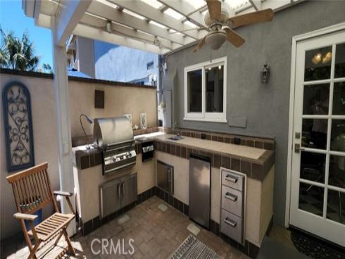 3342  Bradbury  18 , Los Alamitos, CA