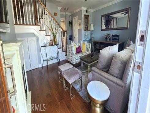 3342  Bradbury  18 , Los Alamitos, CA