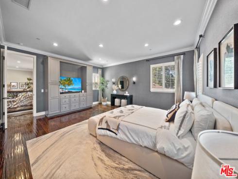 3251 Quail Run Road, Los Alamitos, CA