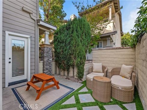 2936 Claremore Lane, Los Alamitos, CA