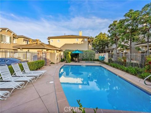 2936 Claremore Lane, Los Alamitos, CA