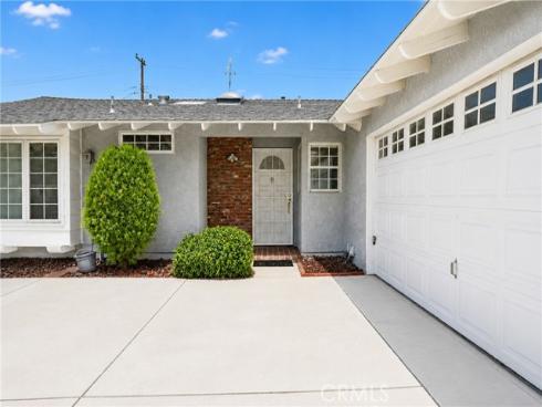 5071 Tripoli , Los Alamitos, CA