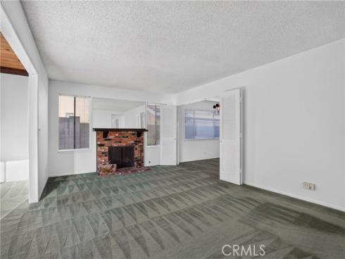 5071 Tripoli , Los Alamitos, CA