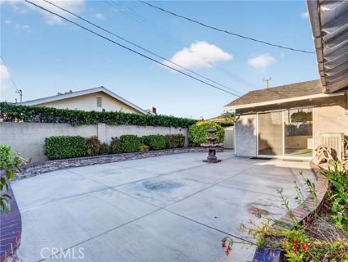 5071 Tripoli , Los Alamitos, CA