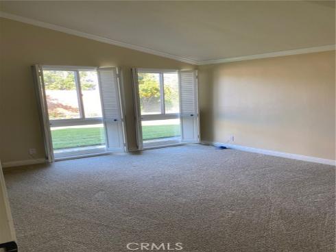 3352  Rowena  , Los Alamitos, CA