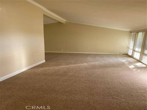 3352  Rowena  , Los Alamitos, CA