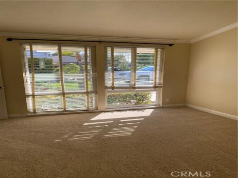 3352  Rowena  , Los Alamitos, CA