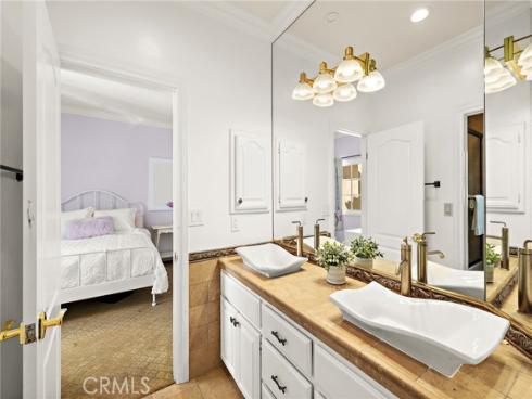 22051 Oak Grove , Mission Viejo, CA