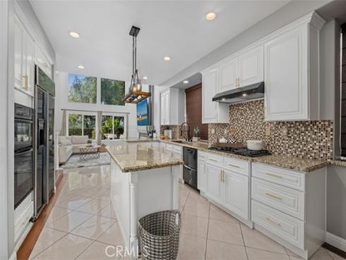 27066 Pacific Terrace , Mission Viejo, CA