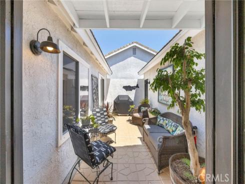 23365 Villena , Mission Viejo, CA