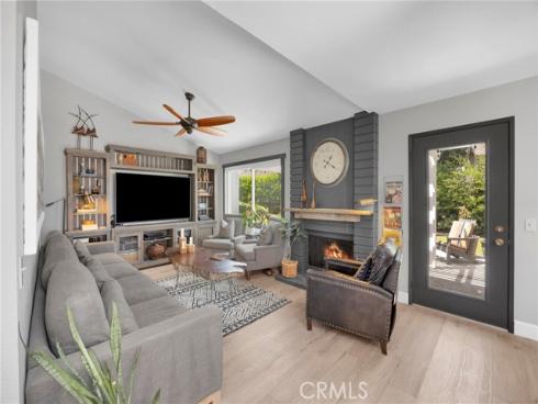 23365 Villena , Mission Viejo, CA