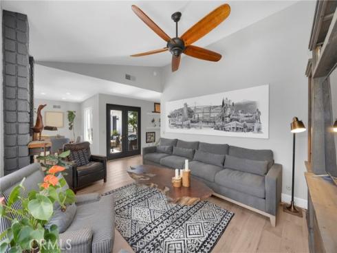 23365 Villena , Mission Viejo, CA