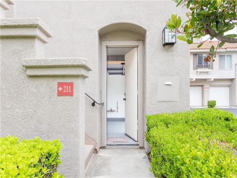 210 California Court, Mission Viejo, CA
