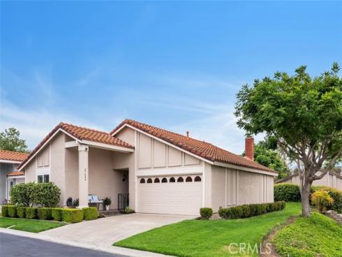 27684 Calle Valdes