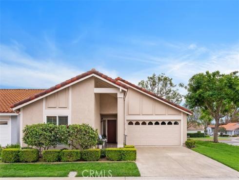 27684 Calle Valdes , Mission Viejo, CA