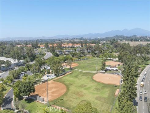 26541 Valpariso , Mission Viejo, CA