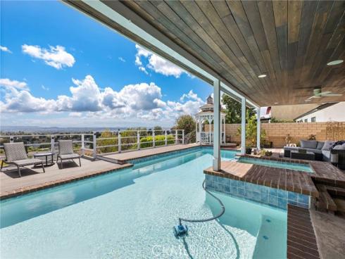 26692 Valpariso , Mission Viejo, CA