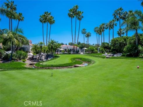 21285 Amora , Mission Viejo, CA