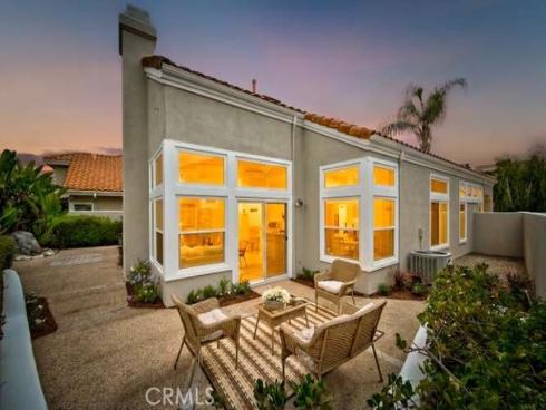 21285 Amora , Mission Viejo, CA