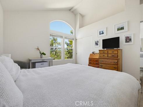 25851 Miramonte Drive, Mission Viejo, CA