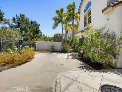 25851 Miramonte Drive, Mission Viejo, CA
