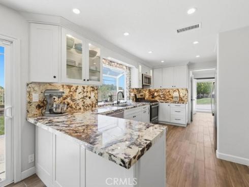 21711 Bogarra , Mission Viejo, CA
