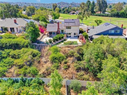 25231 Pericia , Mission Viejo, CA